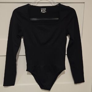 OQQ Black Long Sleeve Shapewear  Bodysuit Active